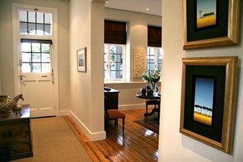 Four Rosmead Boutique Guest house Cape Town